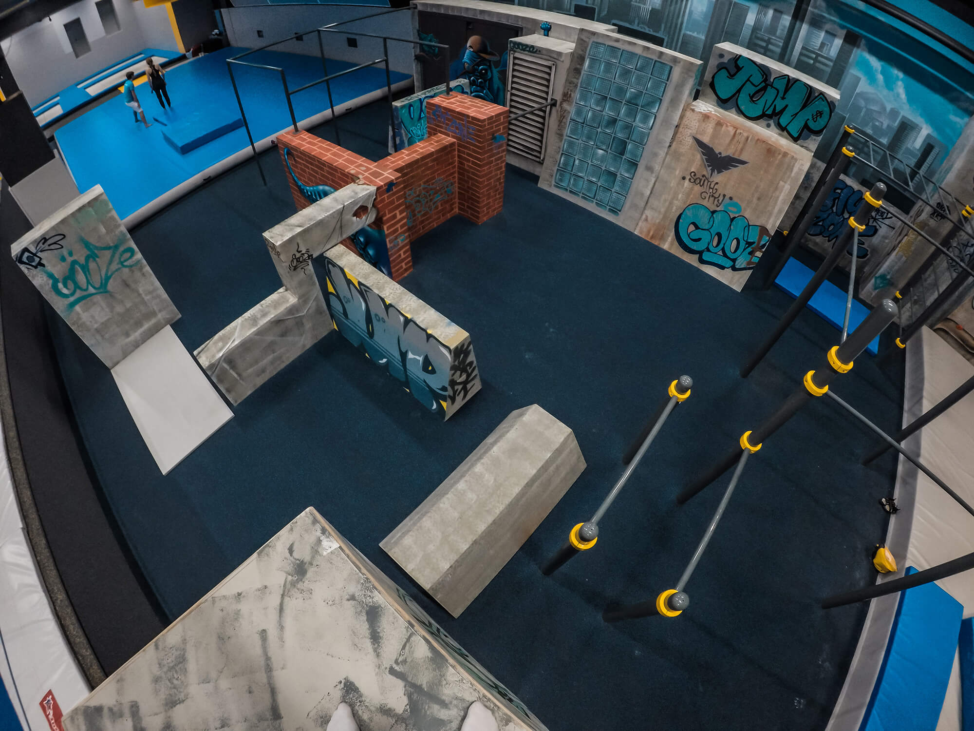 Обзор паркур парка в батутном центре Fly Zone