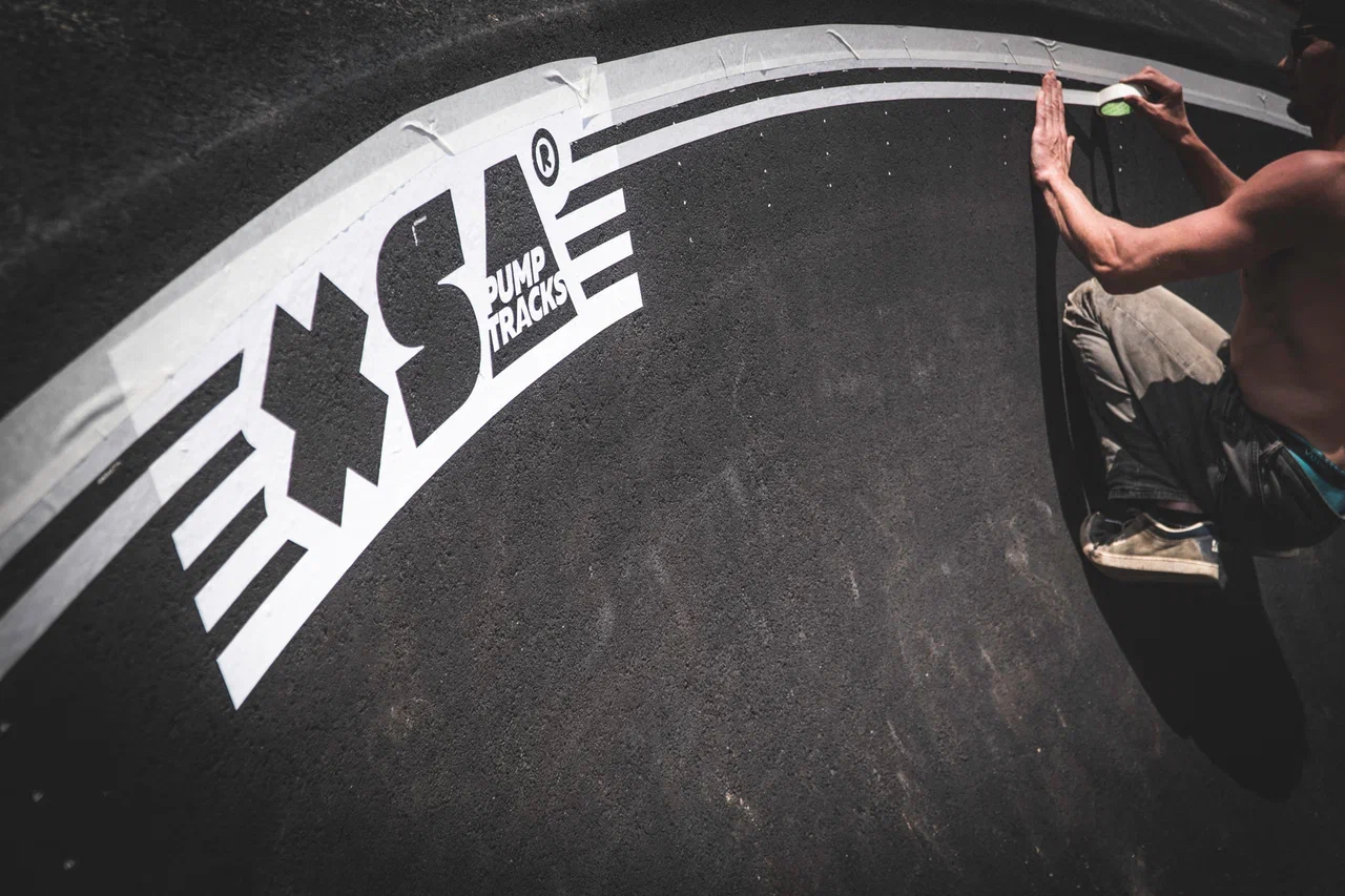 строительство асфальтовых памп треков xsa