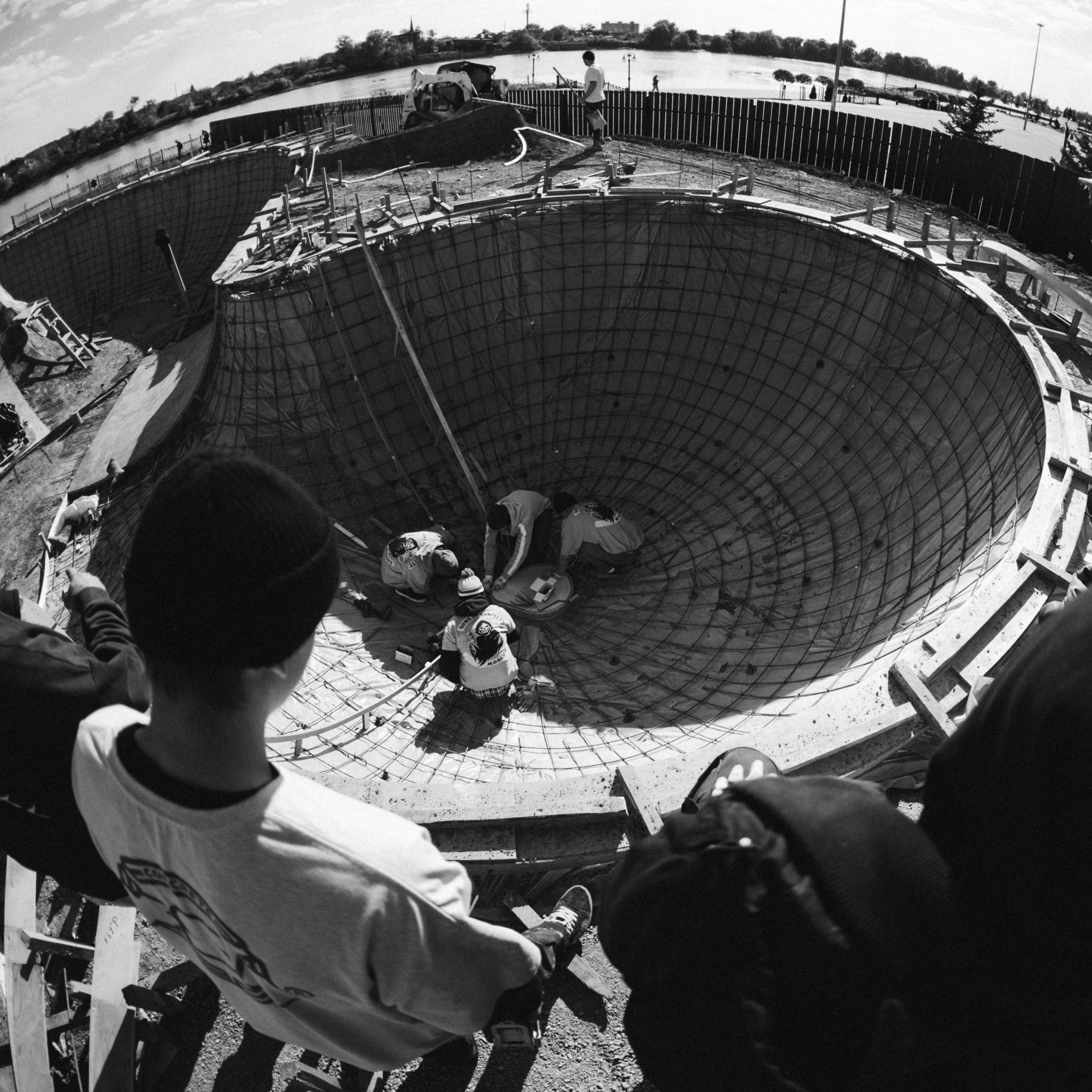 строительство бетонного скейтпарка XSA