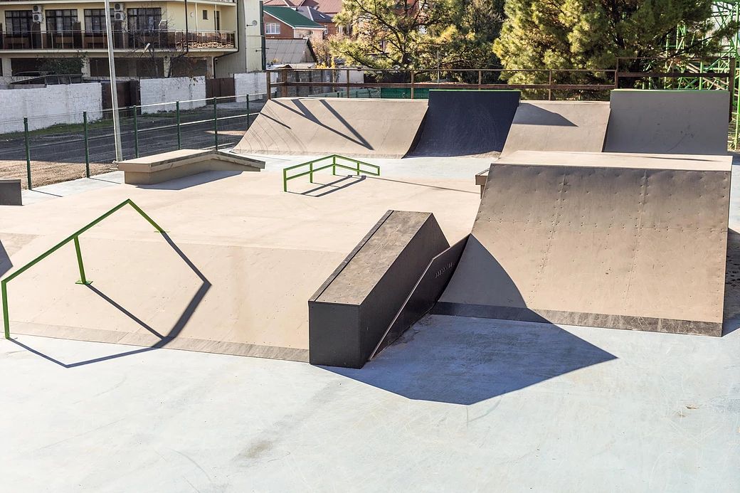 Фанбокс с рейлом и кинковым боксом