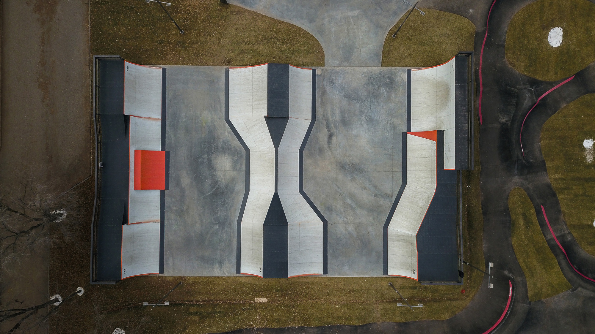 Бетонный скейт-парк