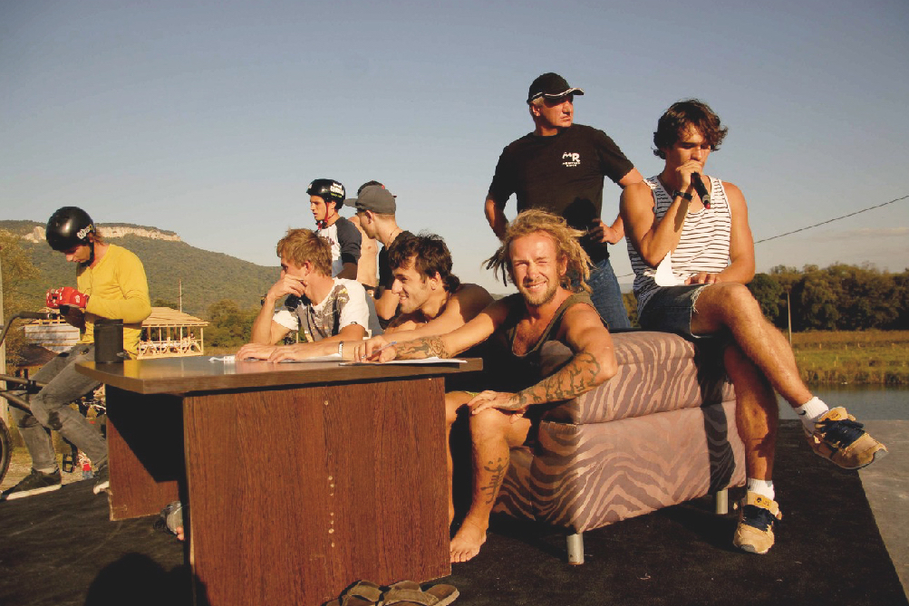 Участники Mountain Rider