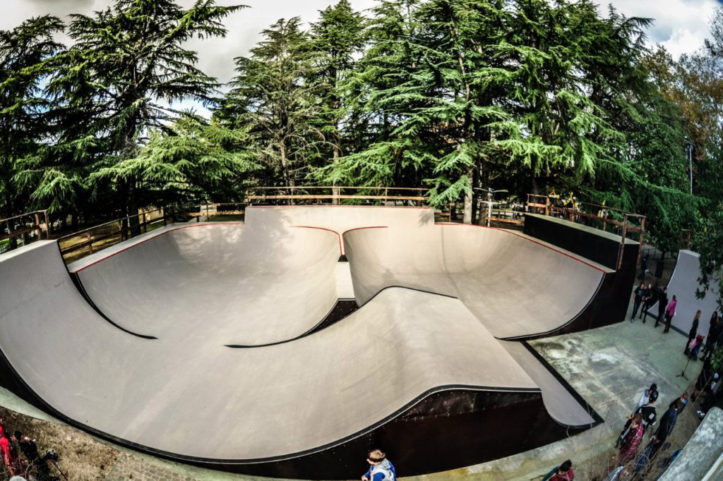 Рампа с пулом