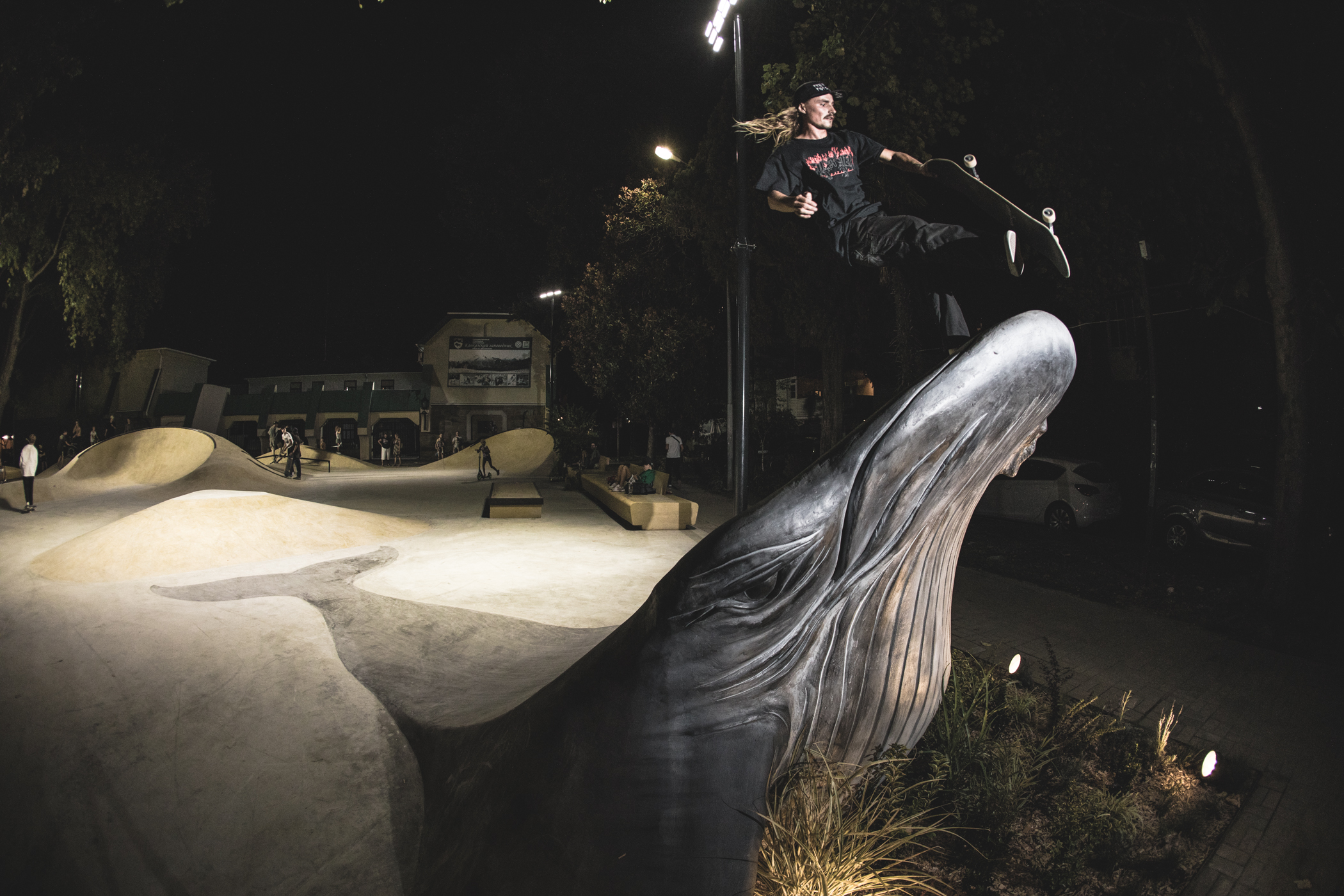 XSA Plaza со слоном в Адлере