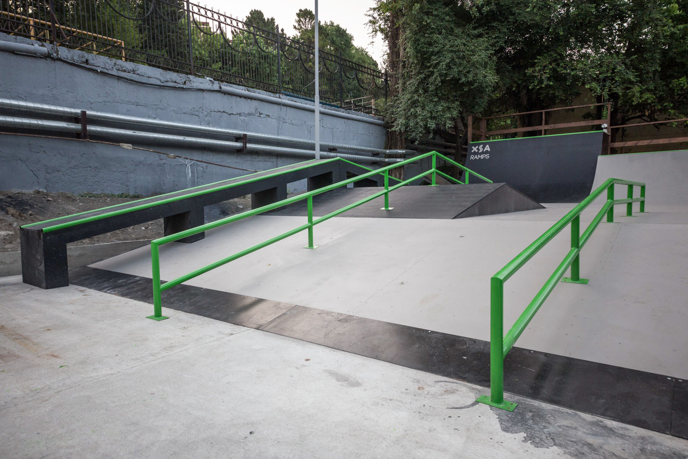 Фанбокс с реилом и грайндбоксом