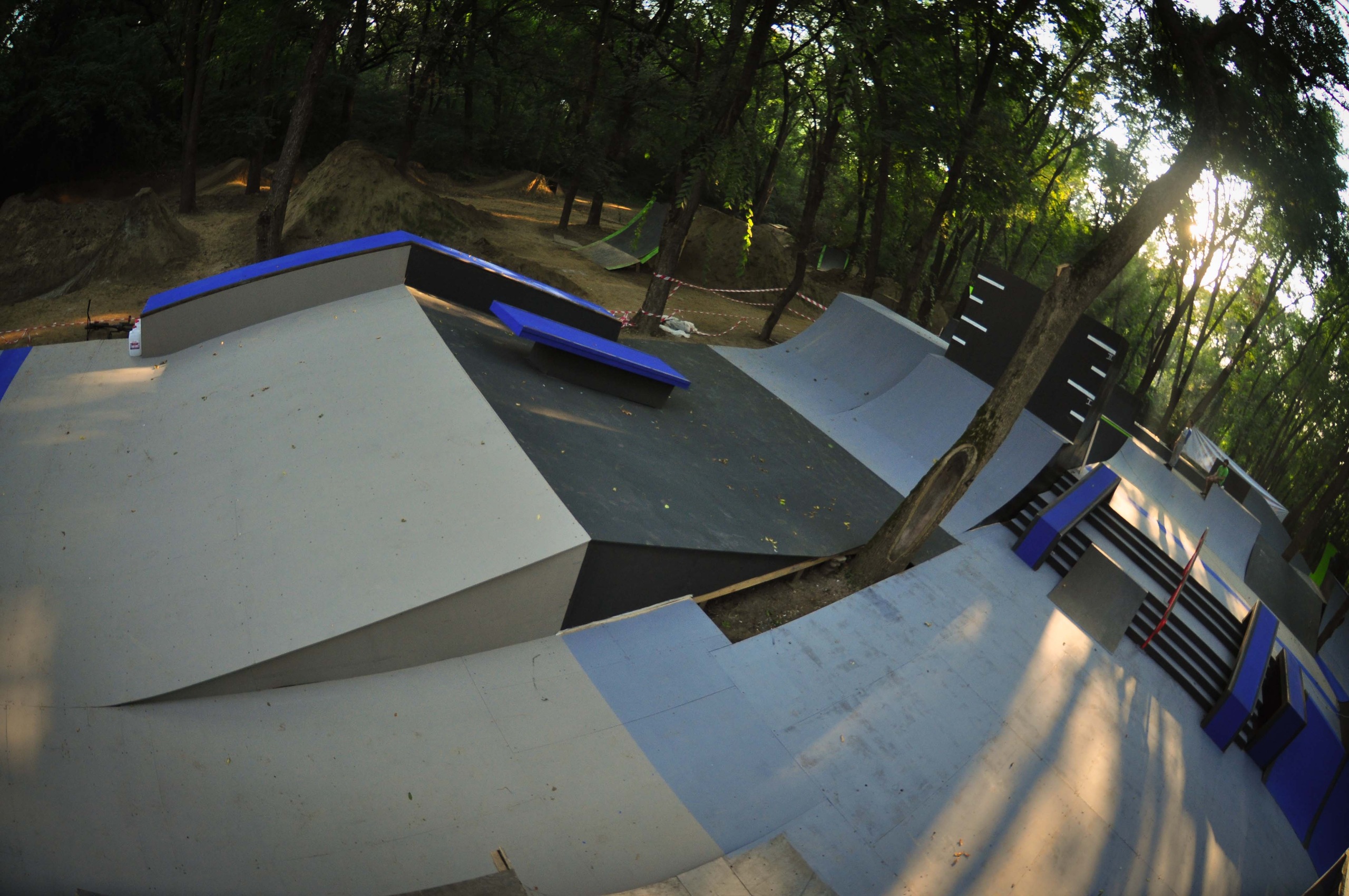 Пирамида с грайндбоксом