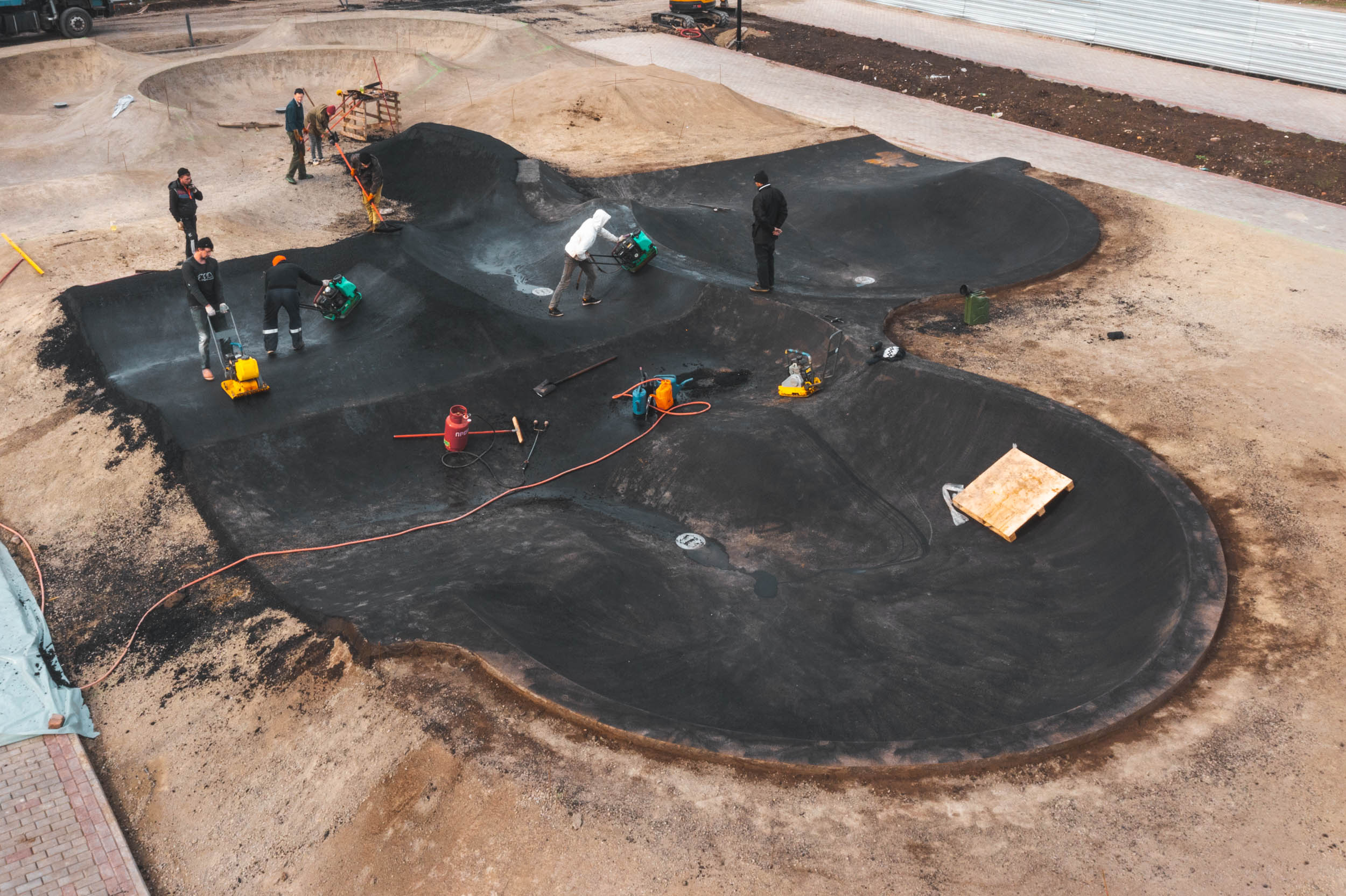 Работа над памп-треком команды XSA