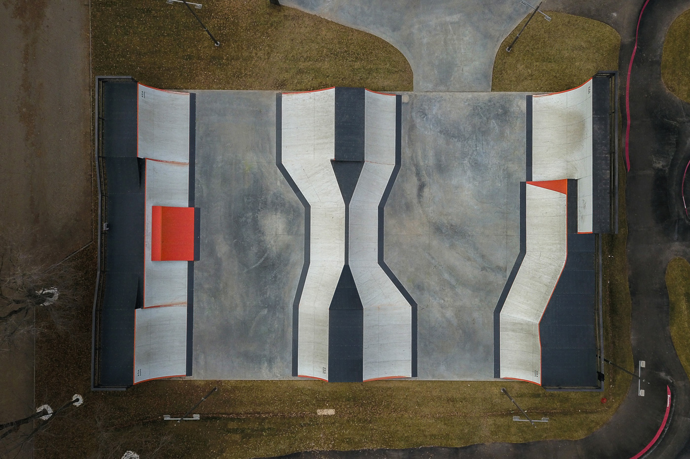 Каркасный скейт-парк и памп-трек в Ижевске.