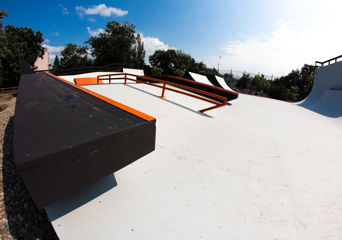 Фанбокс с рейлом