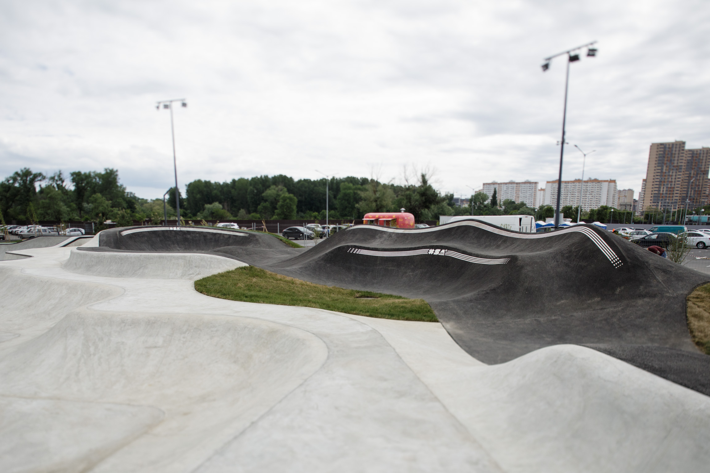 Памп-трек с двухуровневой фигурой