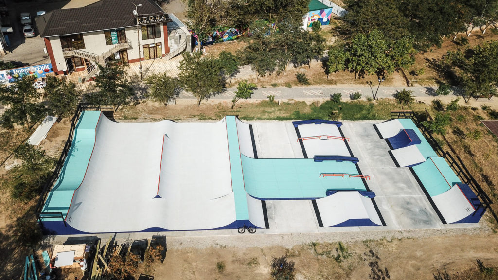 Скейт-парк и памп-трек в Буденновске