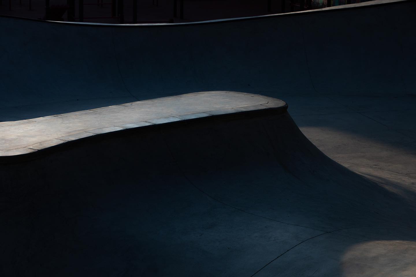 Бетонный скейт-парк в Симеизе