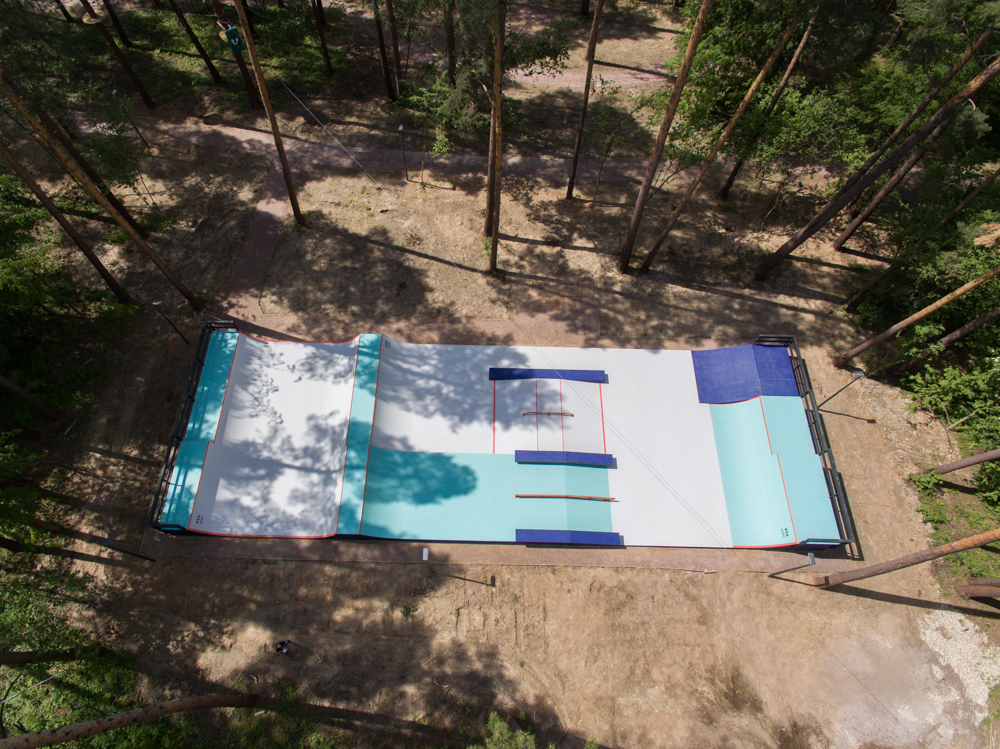 Фанерная скейт-плаза в Барвихе