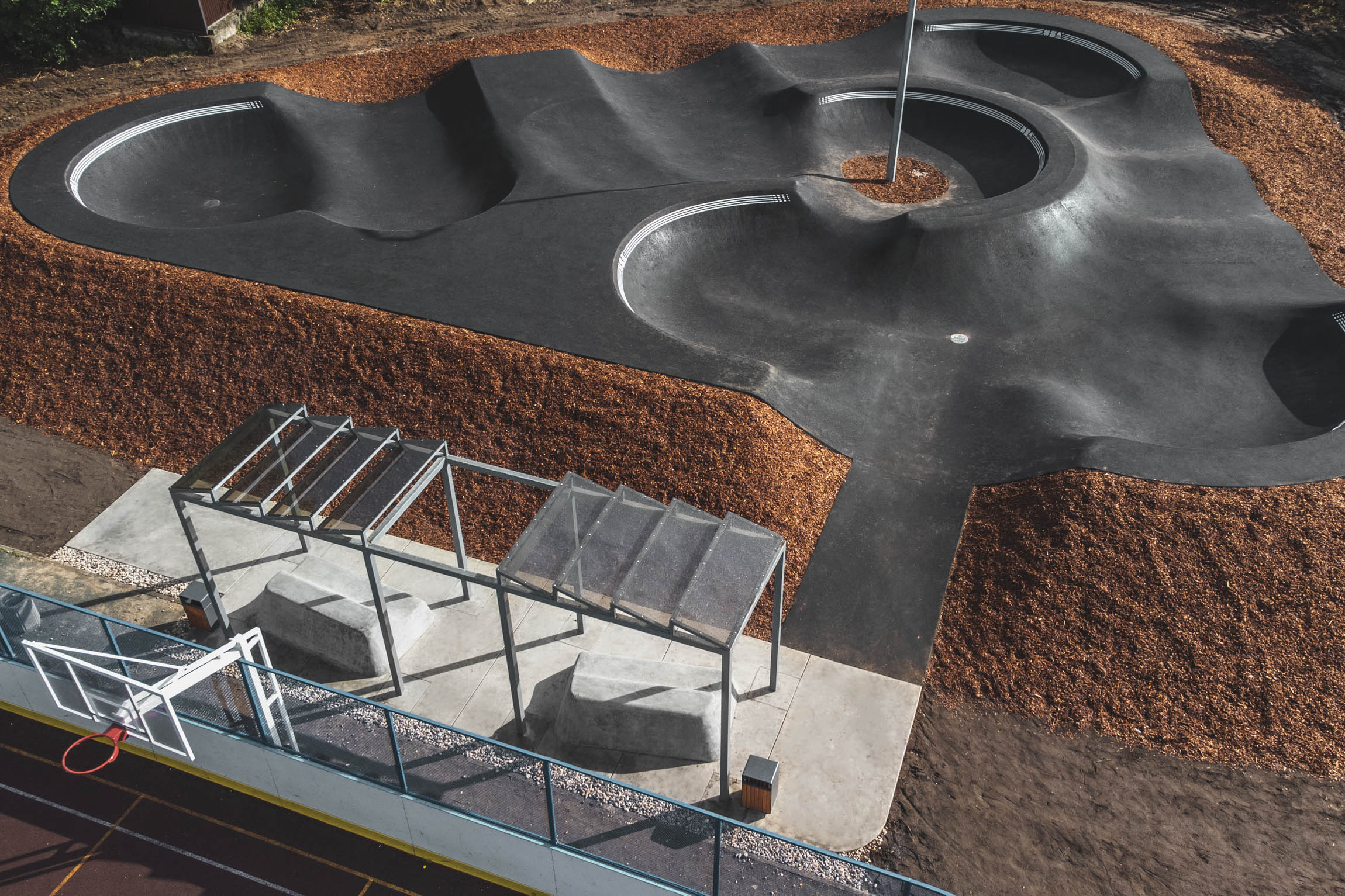 Памп-трек и зона отдыха | Боровичи от XSA Ramps