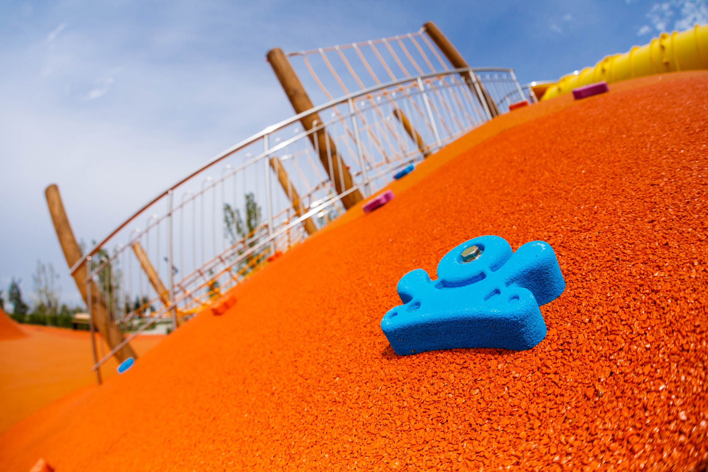 Зацепы детской площадки. Ставрополь