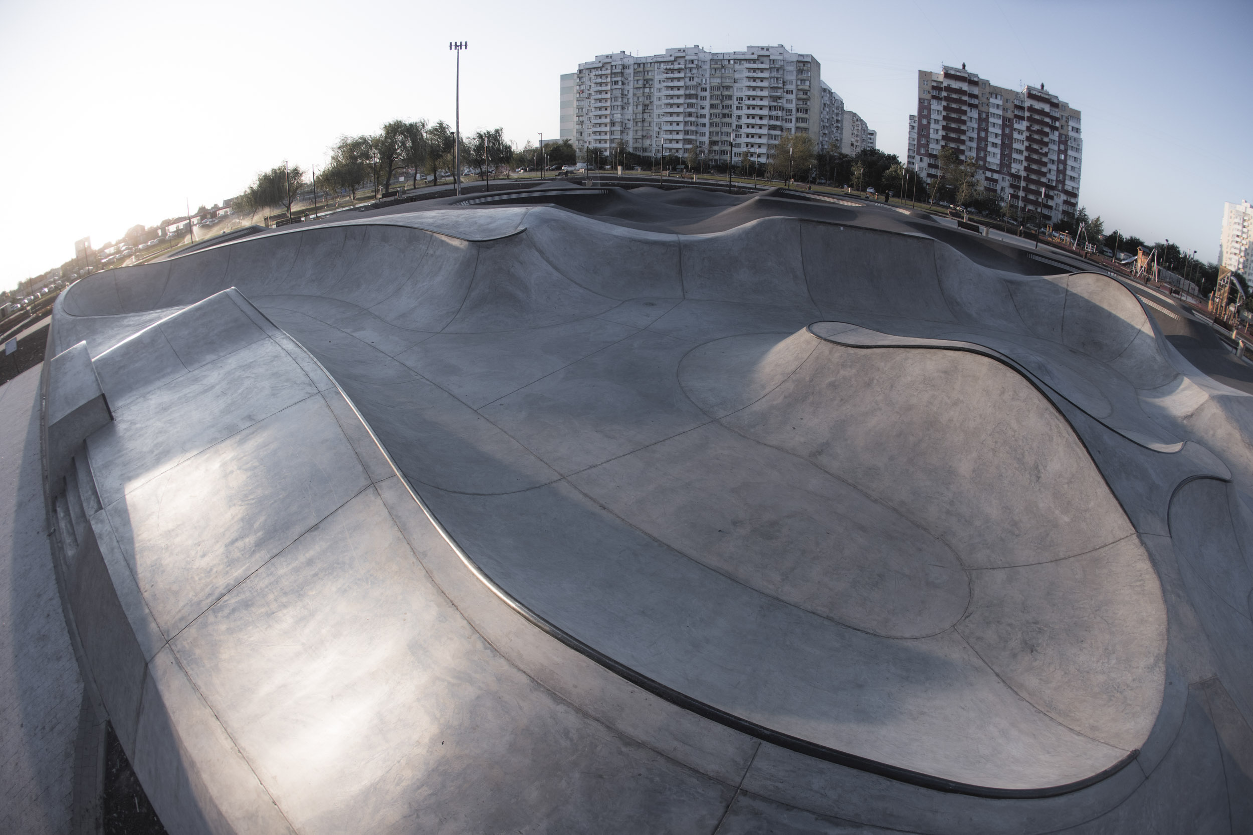 Бетонные волны памп-трека "Изумрудный" XSA