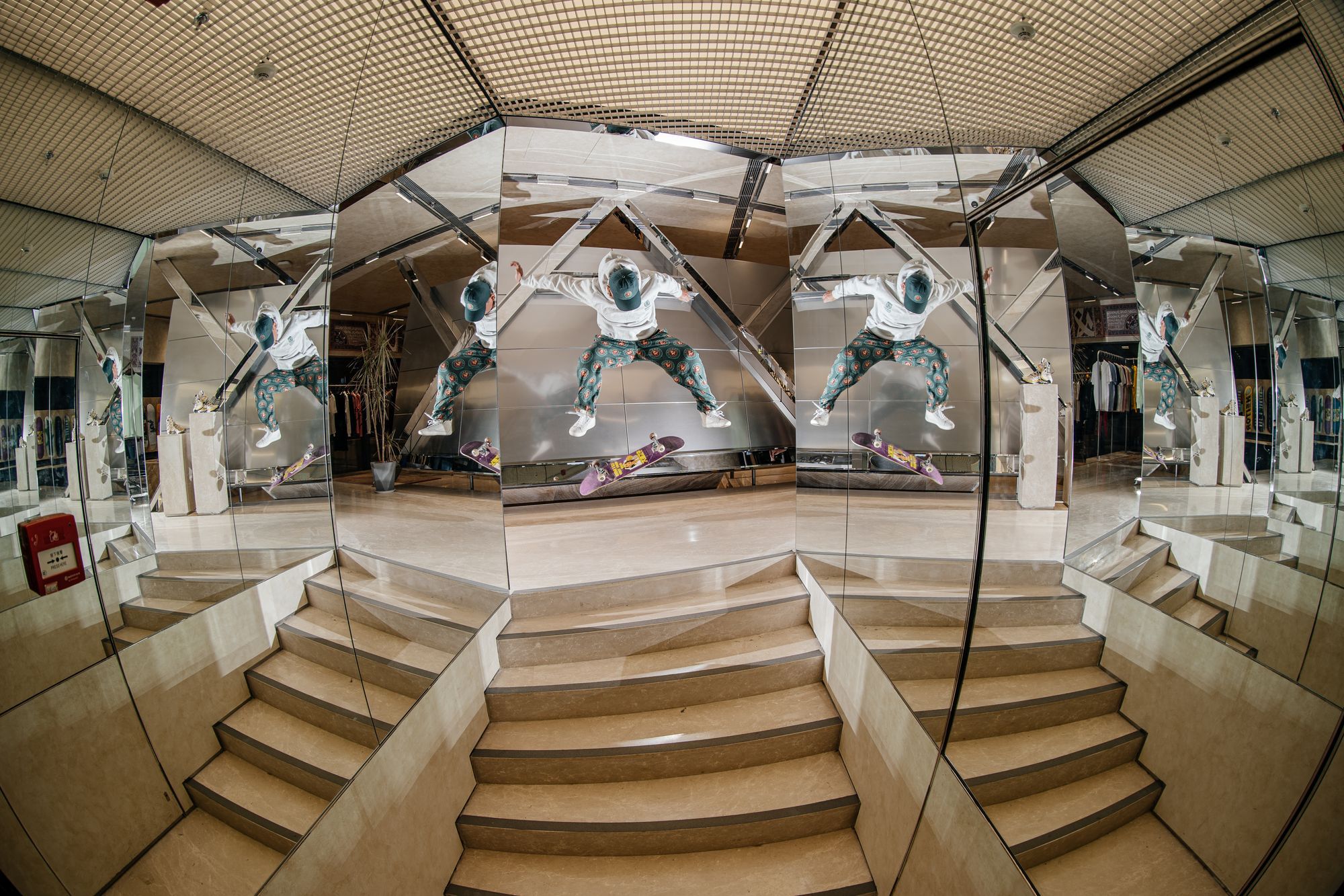 Входная группа скейтшопа A & S