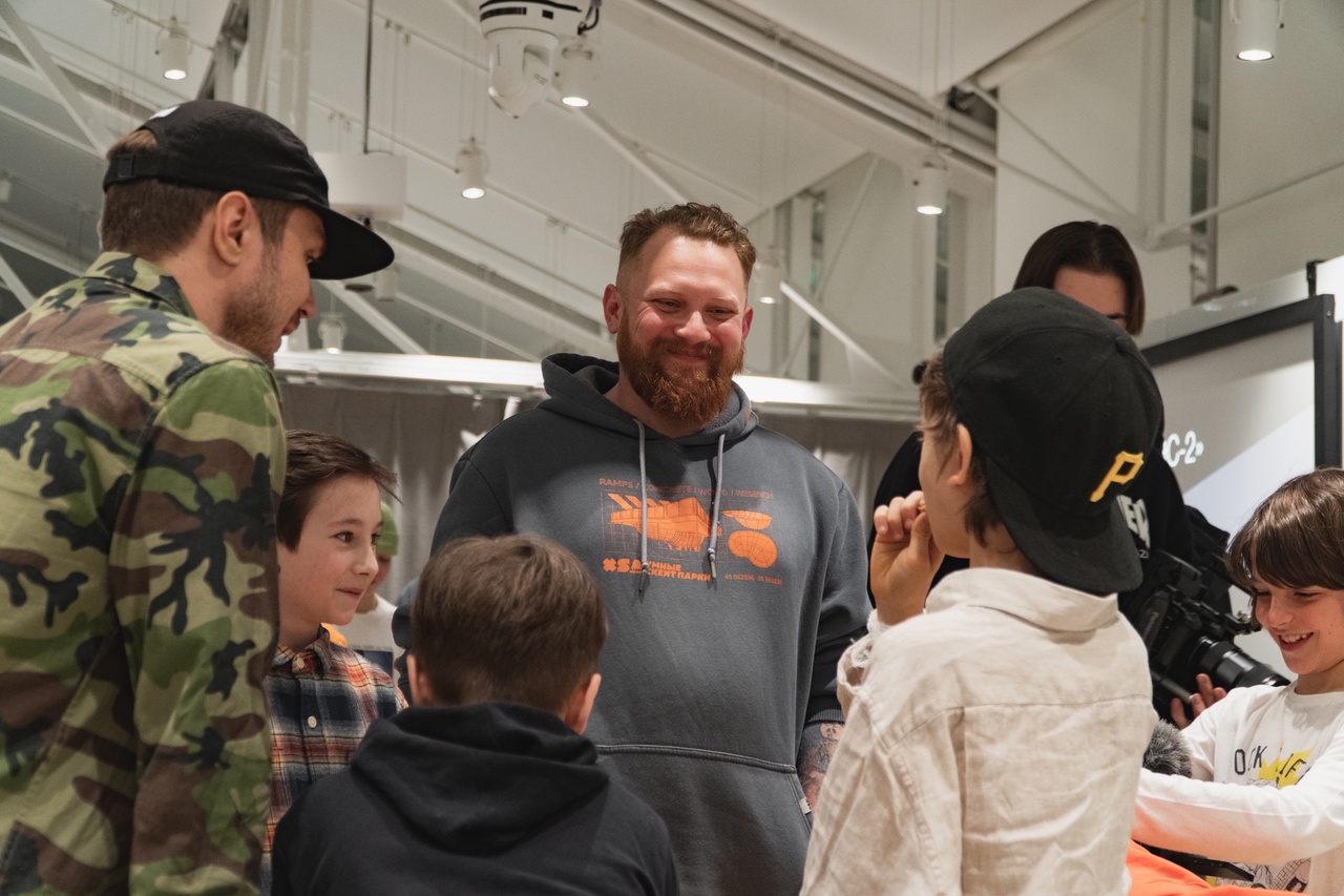 Илья Рыжий и дети