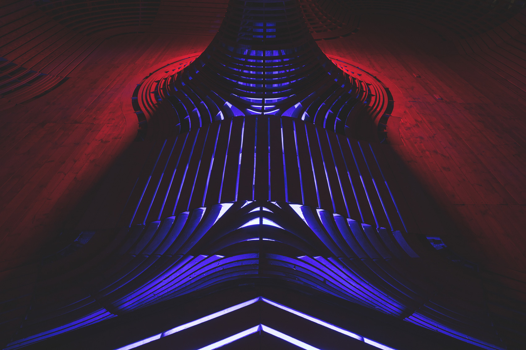 Деревянный каркас скейт-парка