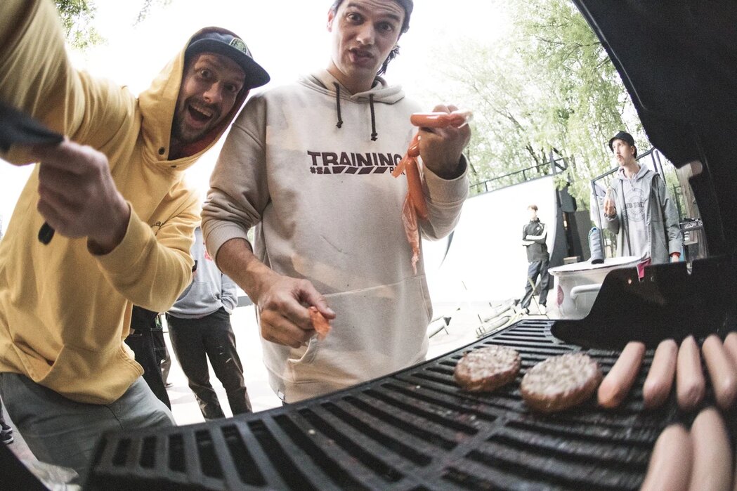 Сыр, Гриша и барбекю