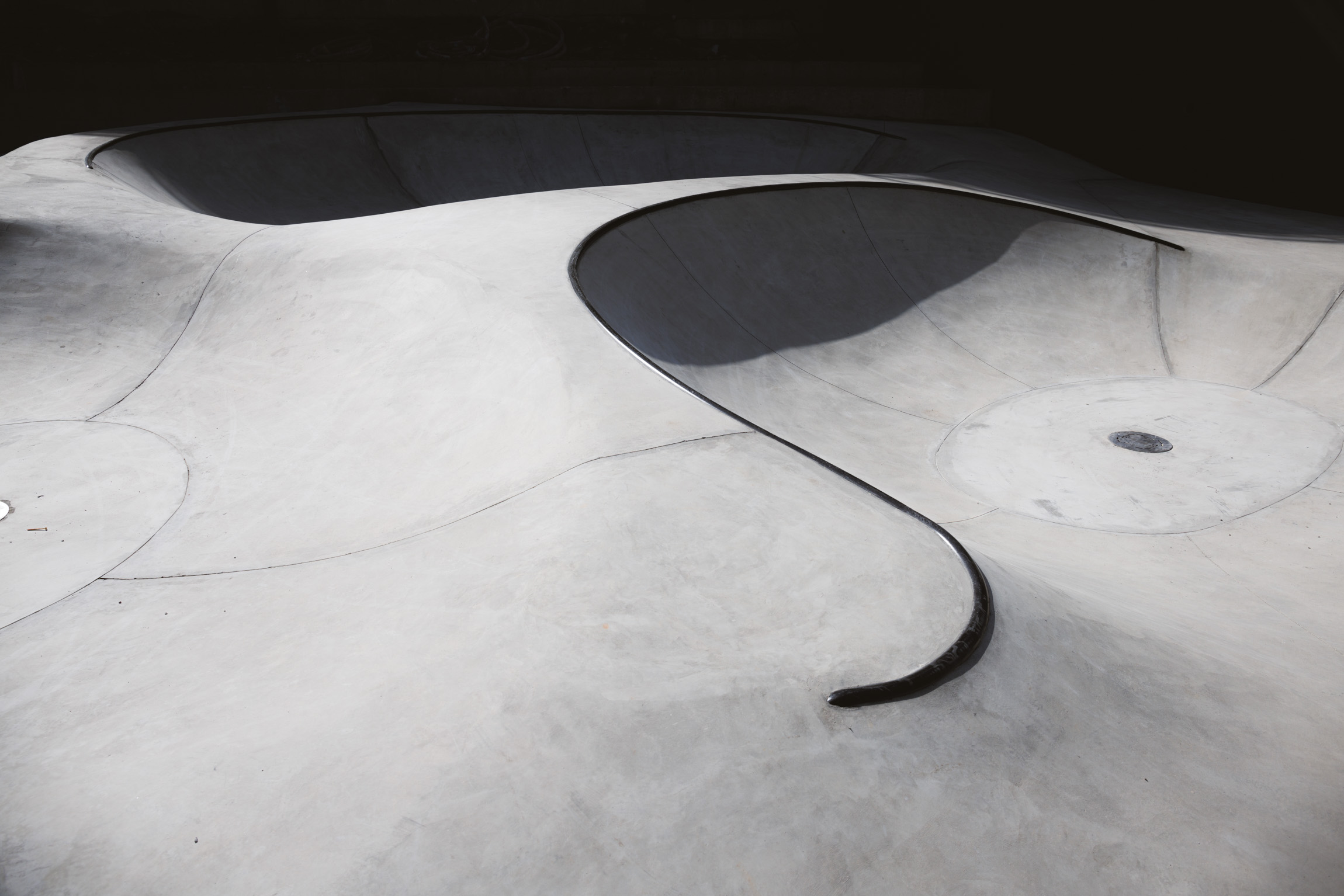 металический коупинг бетонного боула в Сочи от команды XSA Ramps