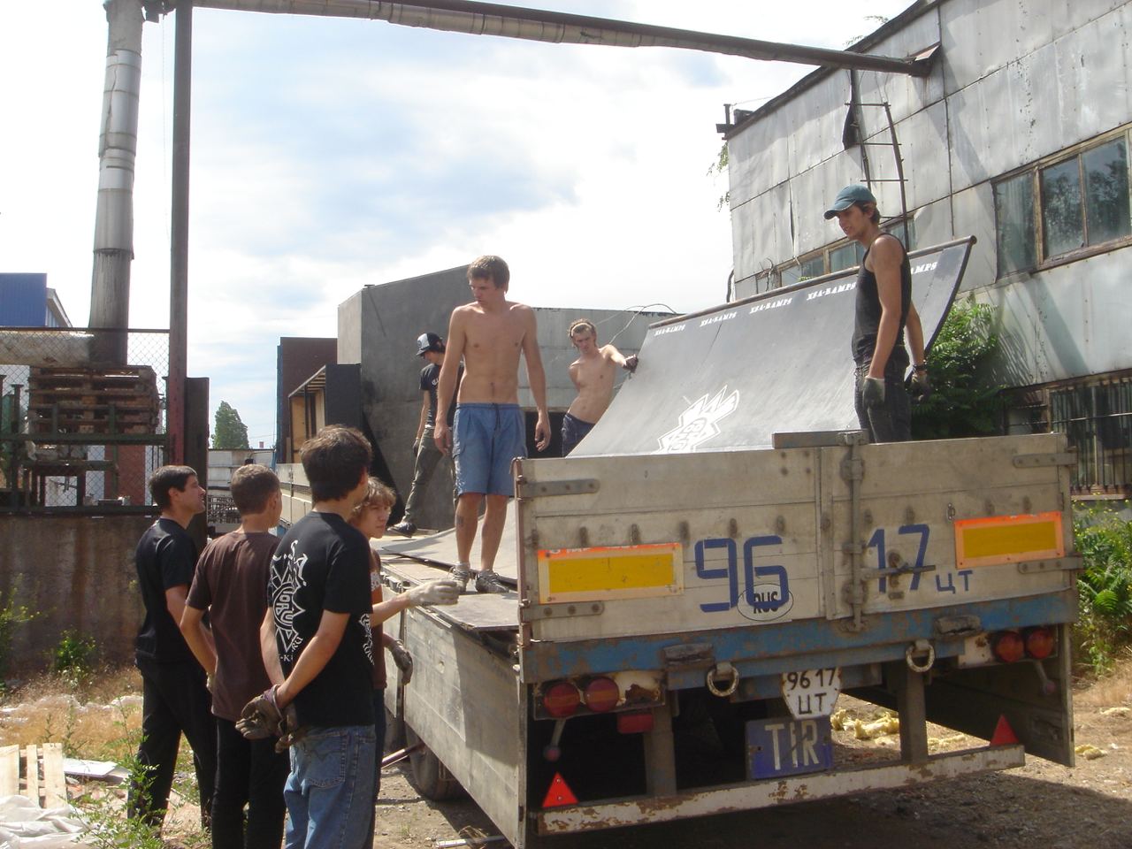 photo 2023-04-11 16-47-48