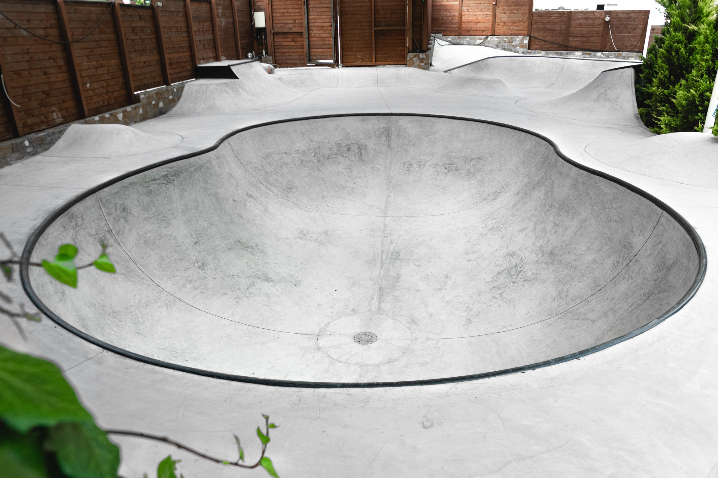 Бетонный пул XSA, бетонный боул, скейт-парк на заднем дворе