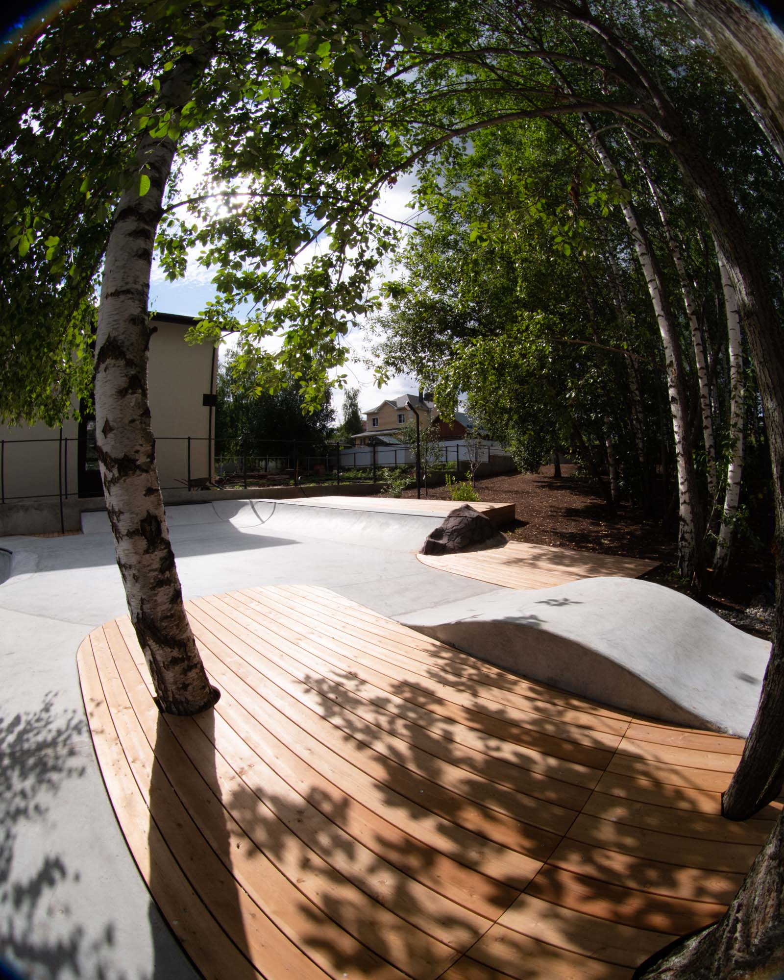 Ландшафтные работы вокруг первого частного скейт-парка в Нижнем Новгороде