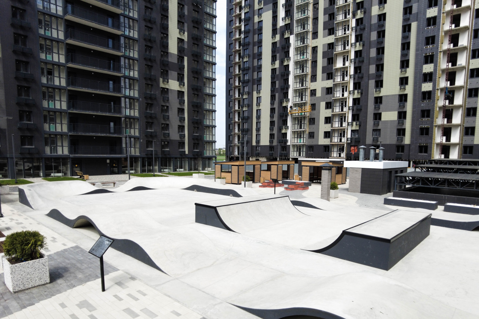 Бетонный памп-трек | ЖК Друг