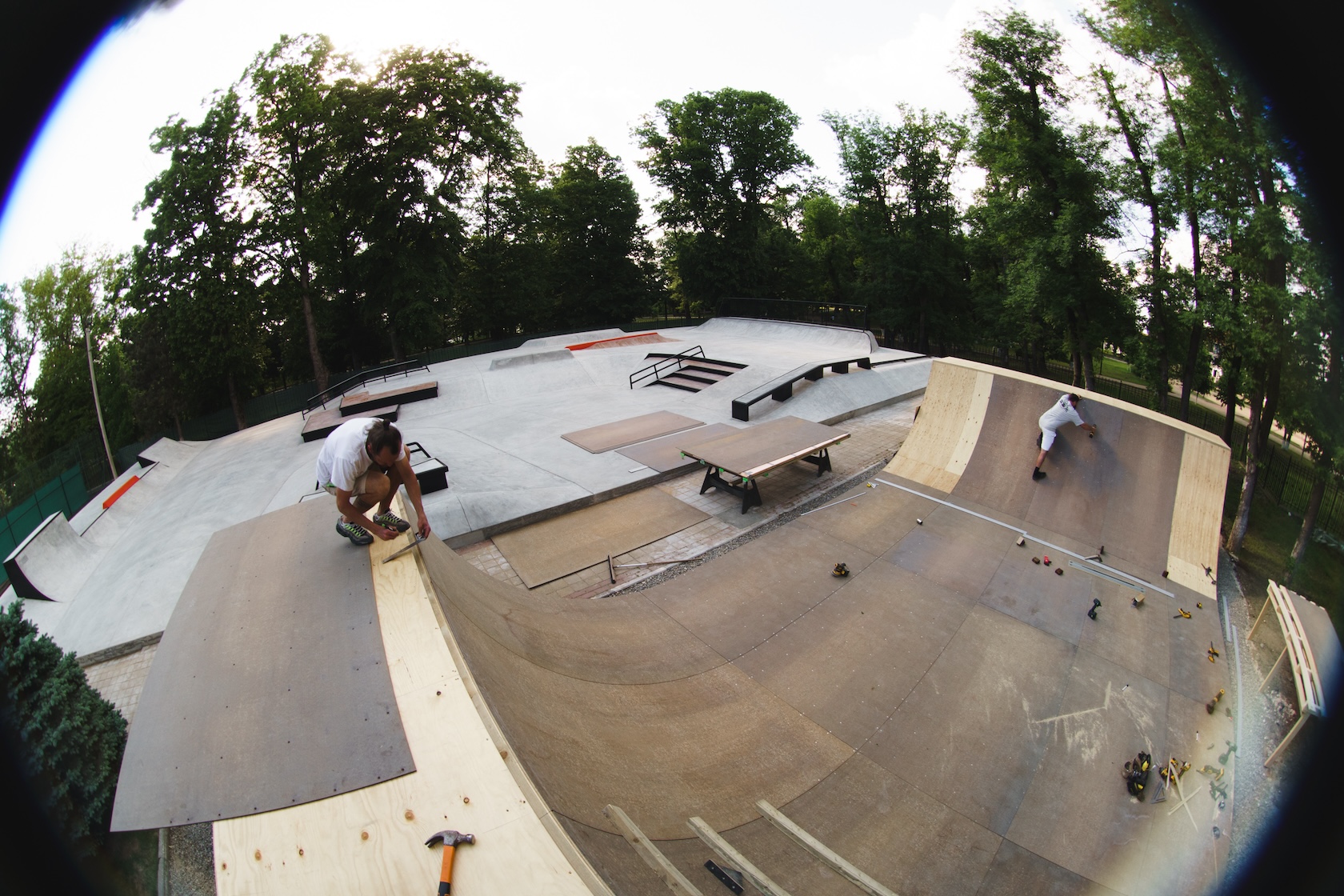 монтаж скейт рампы